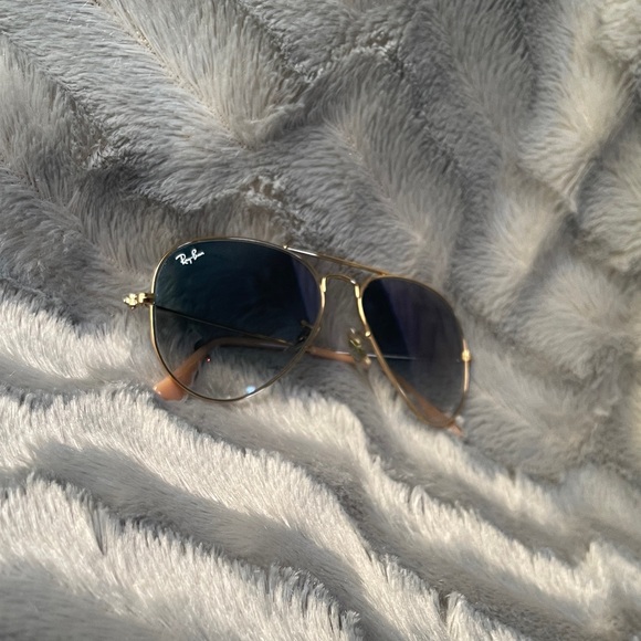 Ray-Ban Gold Frame Sunglasses with Blue Lenses - Picture 6 of 8